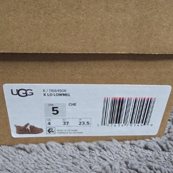 UGG Kid's Brown and White Sneakers - Picture 3 of 4